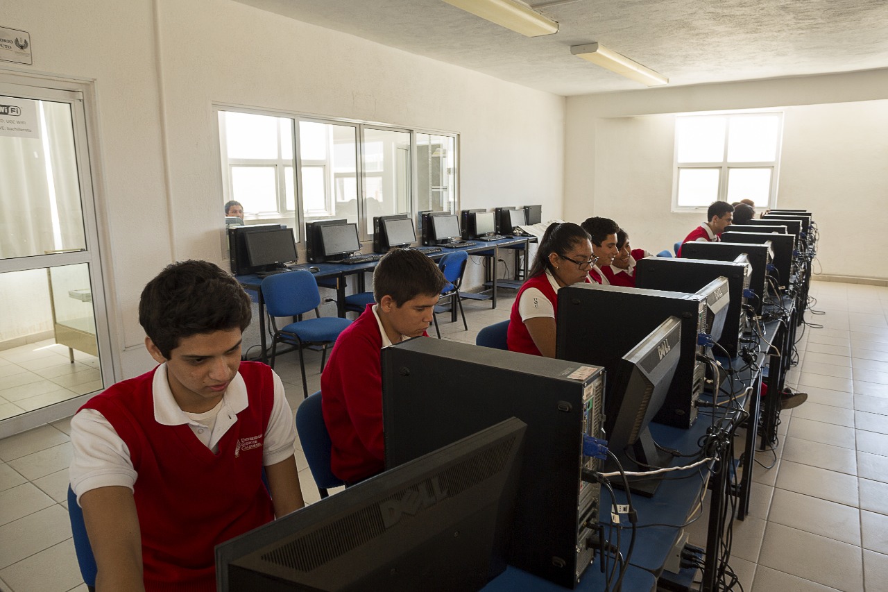 Bachillerato Tecnológico en Informática Administrativa