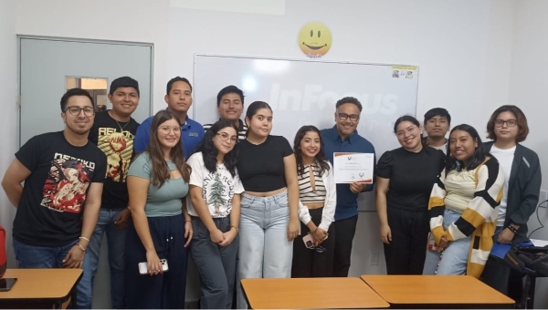 Actividad académica de los alumnos de Mercadotecnia Digital y Redes Sociales 